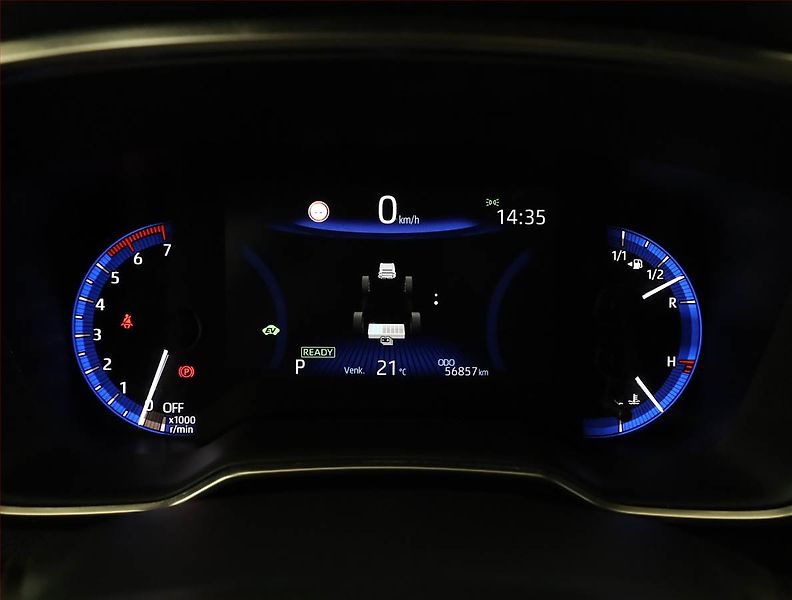 Toyota Corolla (2020) 1.8 Hybrid - fotka 9 z 20