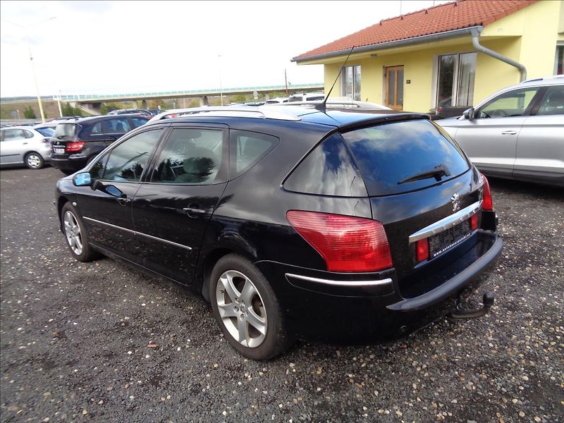Peugeot 407 2,0 - fotka 4 z 17
