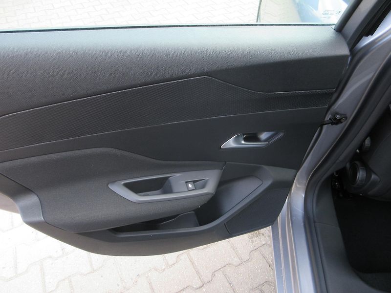 Peugeot 308 (2025) SW STYLE Hybrid 145 e-DCS6 - fotka 28 z 31
