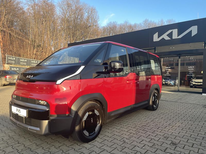 Kia PV5 (2026)  5P 4x2 ELITE 120 KW + 71,2 KW - fotka 7 z 29