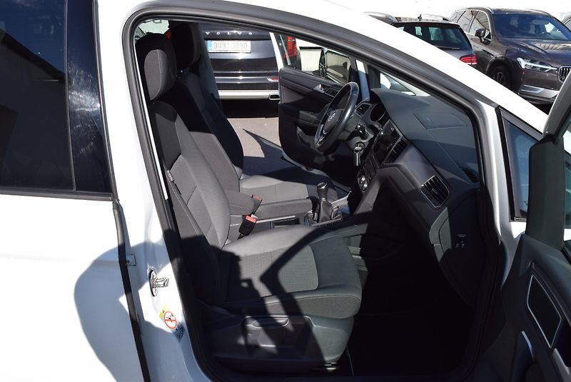 Volkswagen Golf Sportsvan (2018) 1.5TSI 96kw EVO 130 TAŽNÉ APP  - fotka 33 z 44
