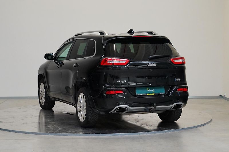 Jeep Cherokee - fotka 4 z 6