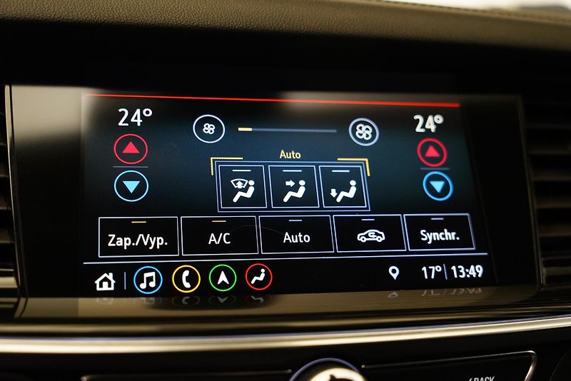 Opel Insignia - fotka 20 z 27