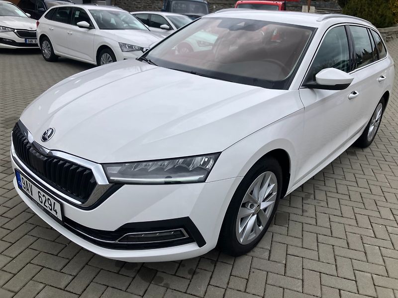 Škoda Octavia (2023) 2.0TDI STYLE EL.TAŽNÉ,2023,ČR - fotka 13 z 34