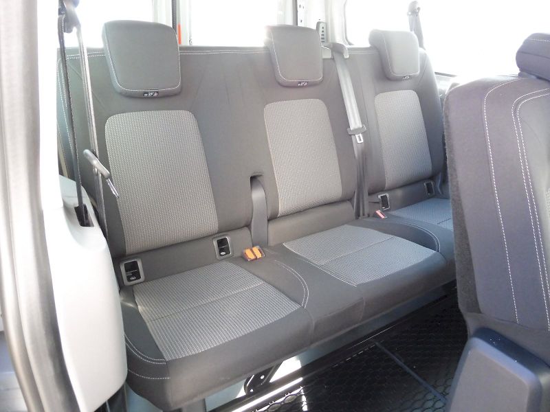 Volkswagen Transporter (2025) Kombi DR 2,0 TDI 110kW - fotka 19 z 27