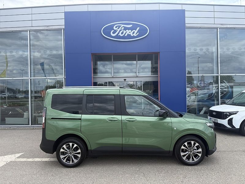 Ford Tourneo Courier (2026) Titanium, Tourneo, 1.0 EcoBoos - fotka 2 z 16