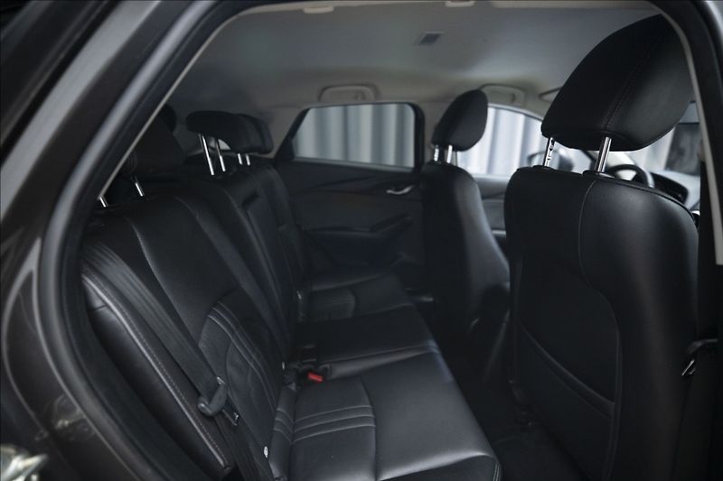 Mazda CX-3 2,0 SKYACTIV AWD KAMERA VÝHŘEV - fotka 11 z 41