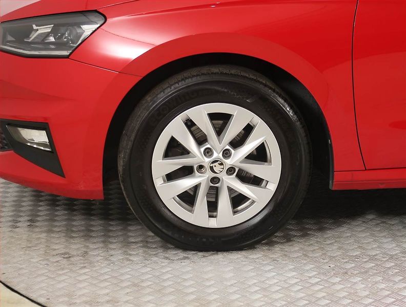 Škoda Fabia (2023) 1.0 TSI, Serv.kniha, Tempomat - fotka 14 z 18