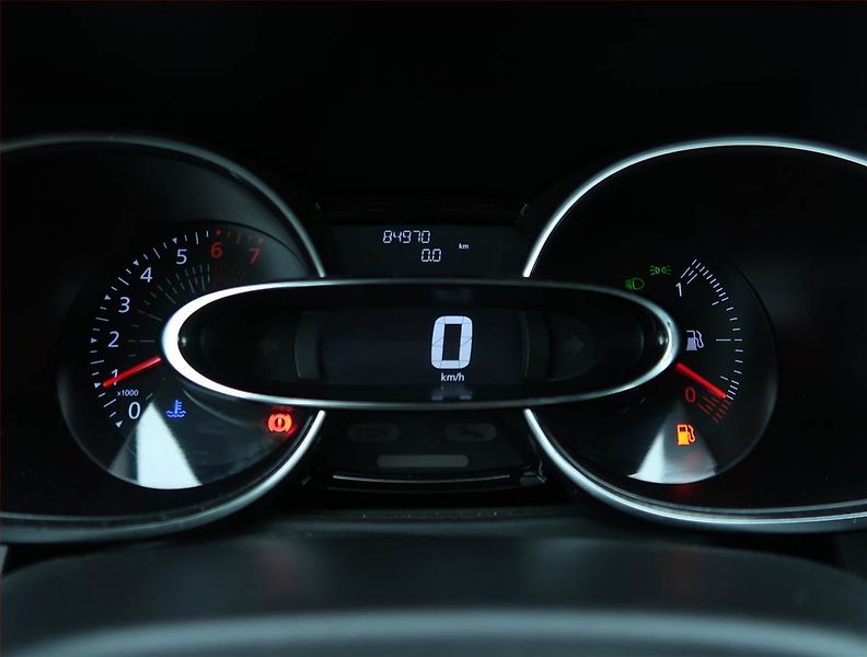 Renault Clio (2018) 0.9 TCe, ČR,1.maj, Serv.kniha - fotka 11 z 19