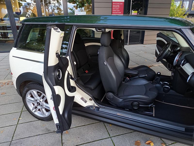 Mini Clubman Limited Edition Green Park - fotka 16 z 31