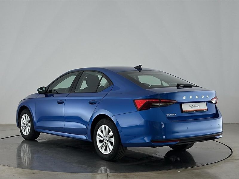 Škoda Octavia Selection - fotka 15 z 28