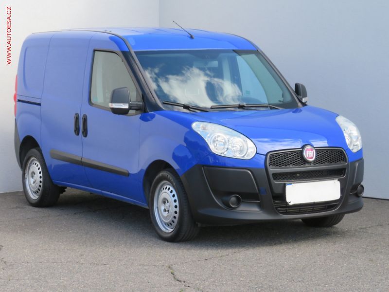 Fiat Dobló cargo (2011) 1.6JTD, ČR - fotka 1 z 3