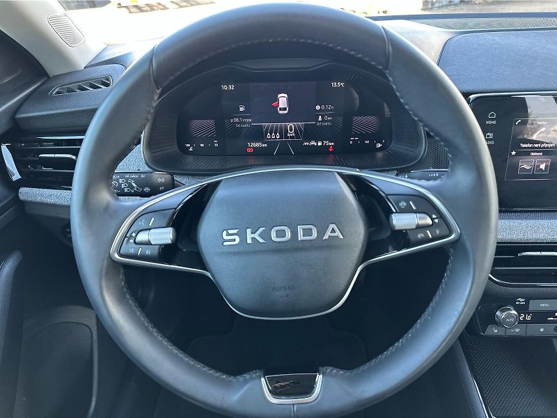 Škoda Scala 1,0 TSI / 85 kW Selection - fotka 19 z 22