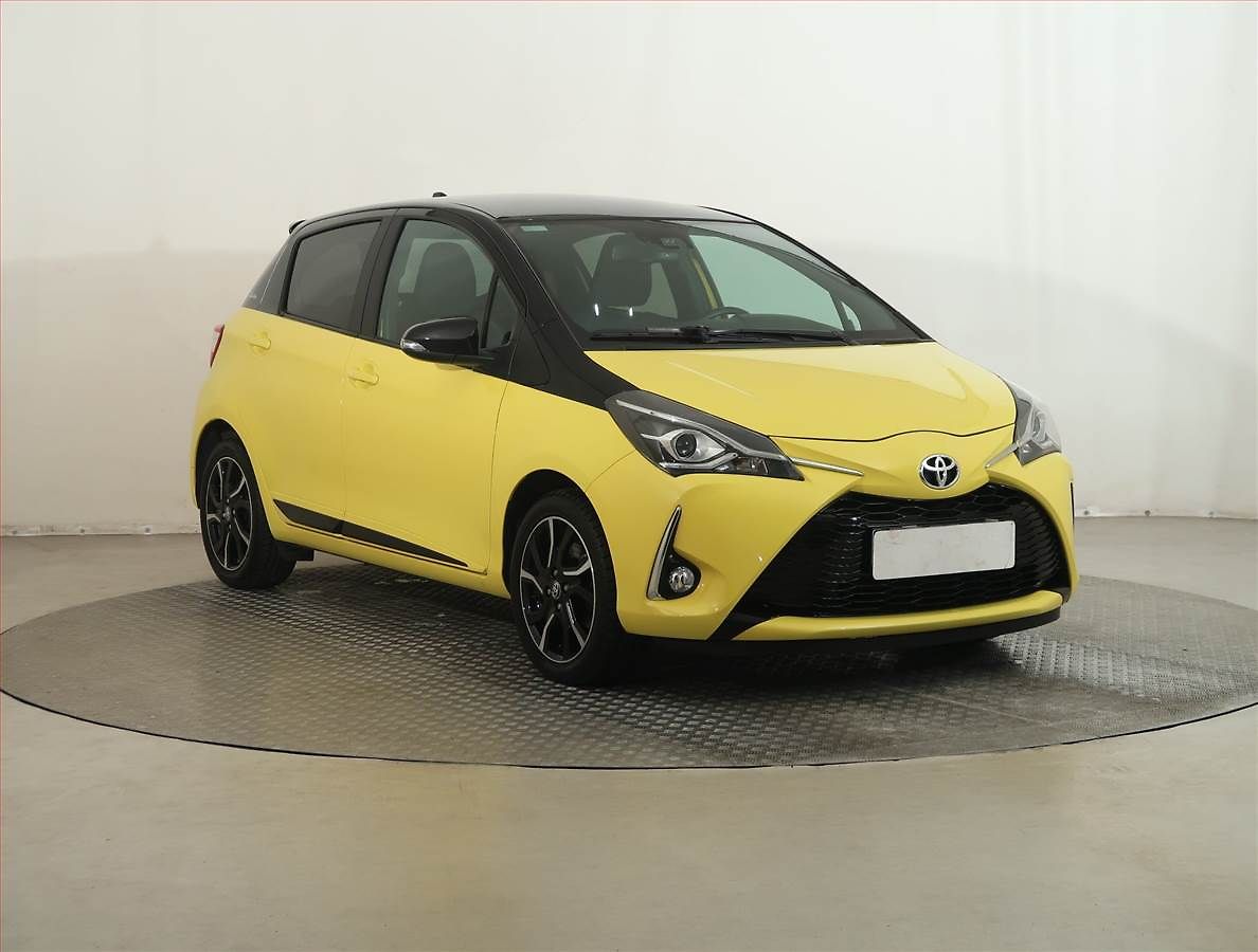 Toyota Yaris Cool 1.5 Dual VVT-i