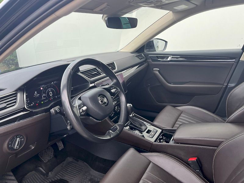 Škoda Superb (2020) 2.0 TDI 147kW L&K 4x4 DSG - fotka 7 z 32