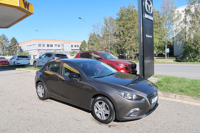Mazda 3 (2014) HB 1,5 G100, 2 sady kol, ČR - fotografie inzerátu