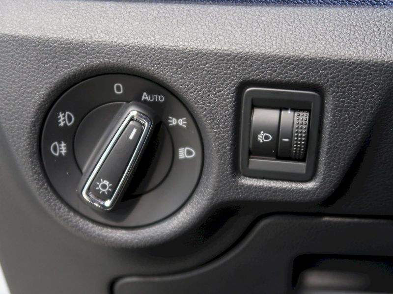 Škoda Kamiq (2025) TOP SELECTION 1.0TSI 85KW DSG - fotka 36 z 40