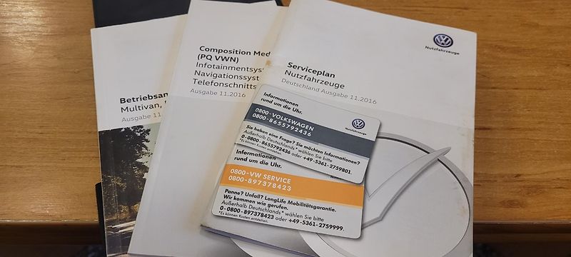 Volkswagen Multivan (2017) T6 2,0TDi 150kW DSG 4×4 7.mist - fotka 49 z 51