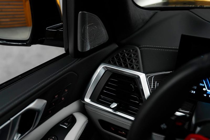 BMW X5 - fotka 16 z 27