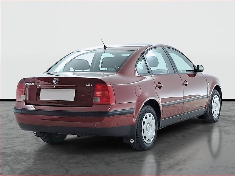 Volkswagen Passat (1999) 1.8 T, Automat, Serv.kniha - fotka 5 z 15