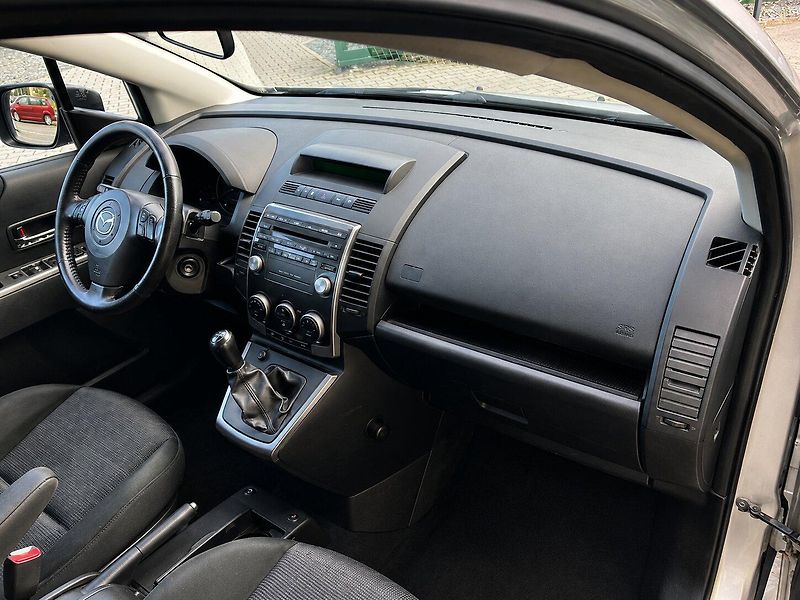 Mazda 5 2,0 D (105kW)*STK DO 8/2028* - fotka 9 z 16