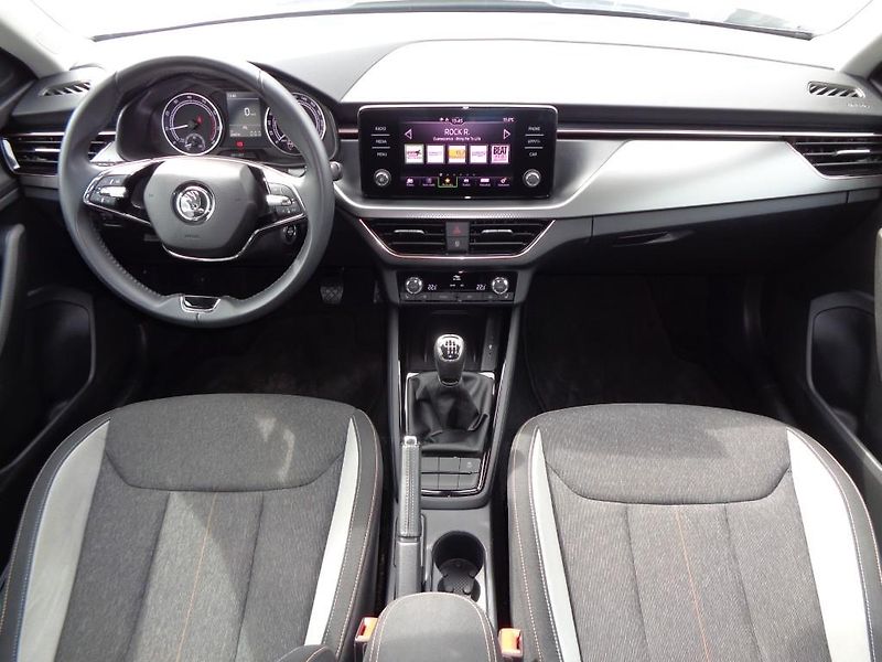 Škoda Kamiq 1.0 TSI STYLE 81 kW - fotka 14 z 29