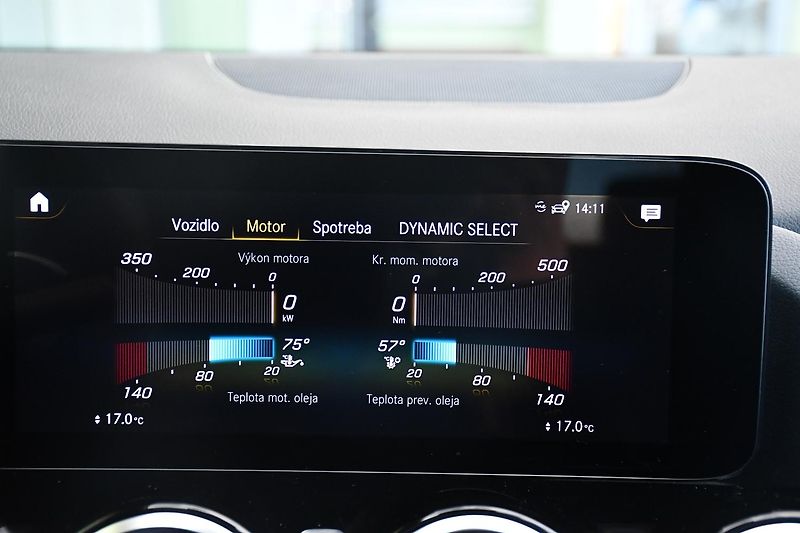 Mercedes-Benz GLA 45S AMG 4MATIC+PANO - fotka 36 z 53