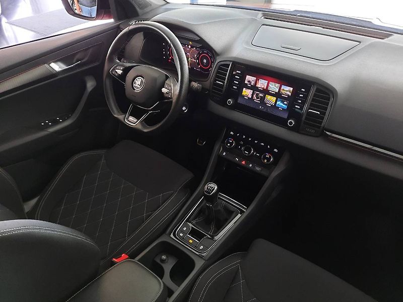 Škoda Karoq (2021) Sportline 2.0 TDI (110kW/150k) - fotka 12 z 26