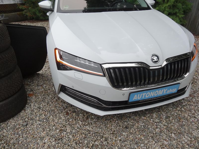 Škoda Superb Kom.2.0TDi L&K Taž.zař.4x4 DSG - fotka 4 z 62