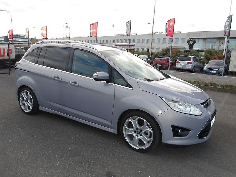 Ford C-MAX 1,6TDCi KRASAVEC !!! 7 MÍST ! - fotka 6 z 27