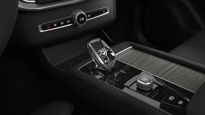 Volvo XC90 (2026) T8 AWD RECHARGE BRIGHT ULTRA - fotka 11 z 12