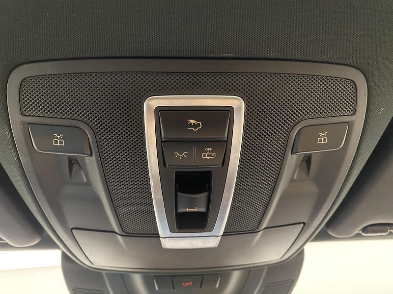 Mercedes-Benz GLE 43 AMG 4MATIC AUT  - fotka 37 z 67