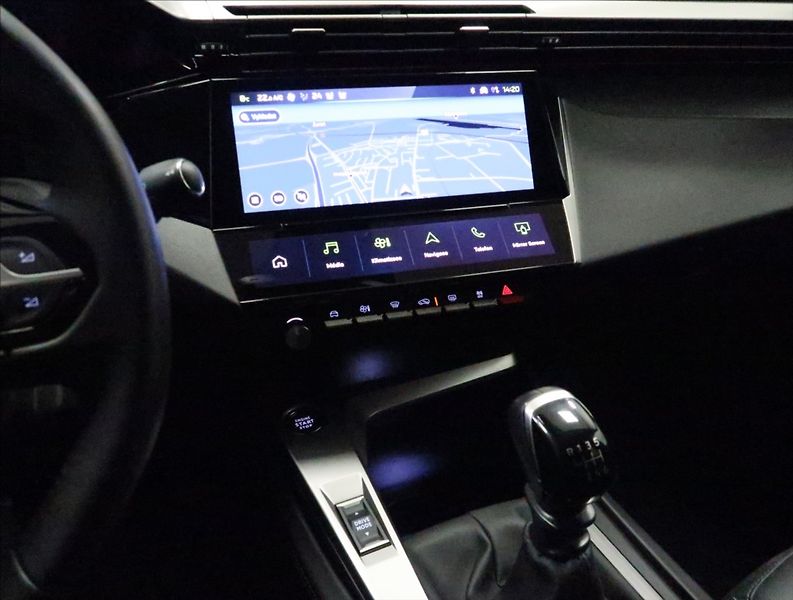 Peugeot 308 1,2 PT ALLURE NAVI KAMERA ČR - fotka 20 z 47