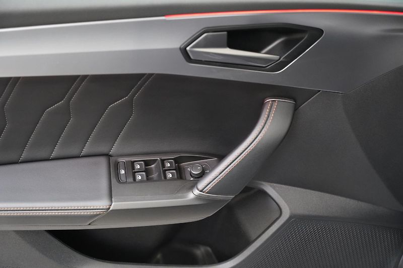Cupra Leon - fotka 12 z 25