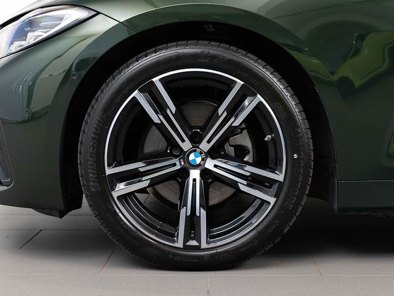 BMW Řada 4 420i Coupé Coupé - fotka 6 z 21
