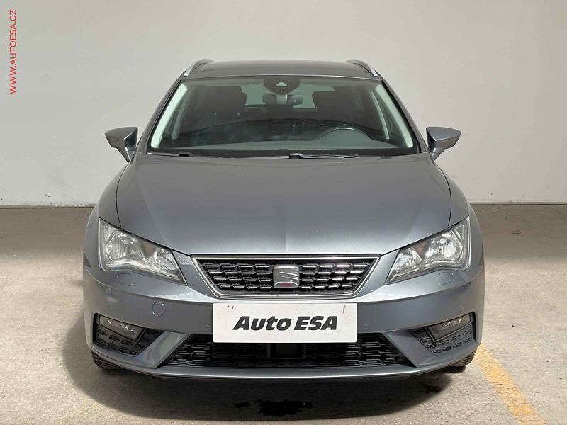 Seat Leon (2018) 1.8 TSi, Xcellence, TZ, +kola - fotka 2 z 16