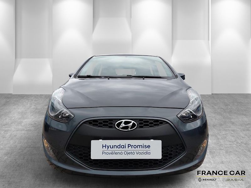 Hyundai ix20 (2017) 1.6i Trikolor Essentiall    - fotka 2 z 24