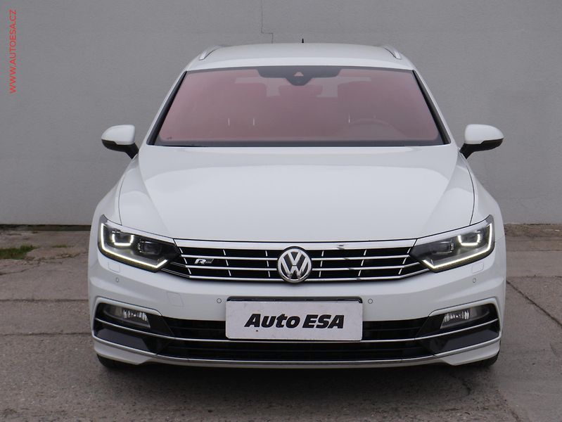 Volkswagen Passat (2017) 2.0 Bi-TDi 4x4, ČR, DSG - fotka 2 z 19