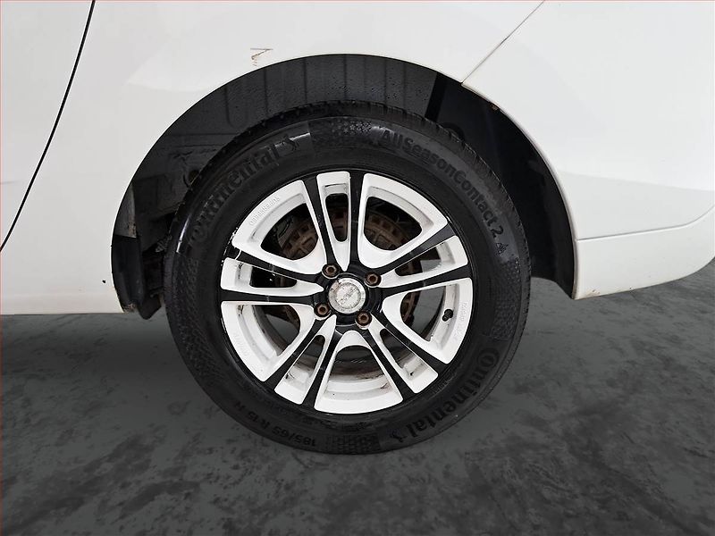 Dacia Lodgy (2013) 1.6 8V, Serv.kniha - fotka 15 z 15