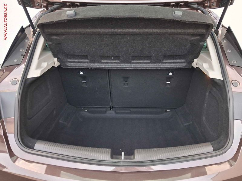 Opel Astra (2015) 1.4T, Innovation, LED, navi - fotka 7 z 19