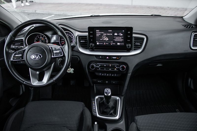 Kia Ceed - fotka 9 z 25