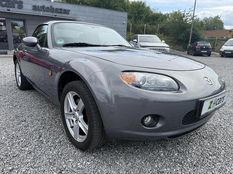 Mazda MX-5 1.8  93kW Roadster 123tkm - fotka 3 z 15