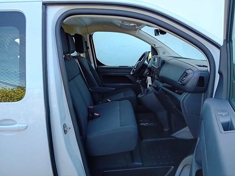 Fiat Scudo (2026) 2,2MTJ L3 KOMBI FLEX/REZERVACE - fotka 9 z 18