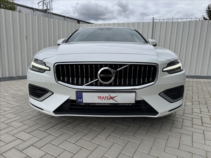 Volvo V60 2,0 T6 AWD Inscription DPH ČR - fotka 2 z 50
