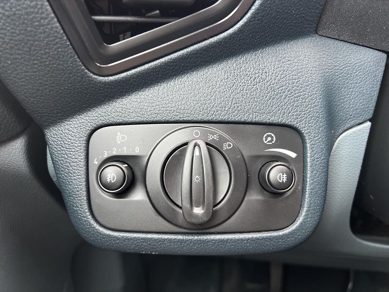 Ford C-MAX 1.6i 16v KLIMA KOUPENO V ČR - fotka 13 z 37