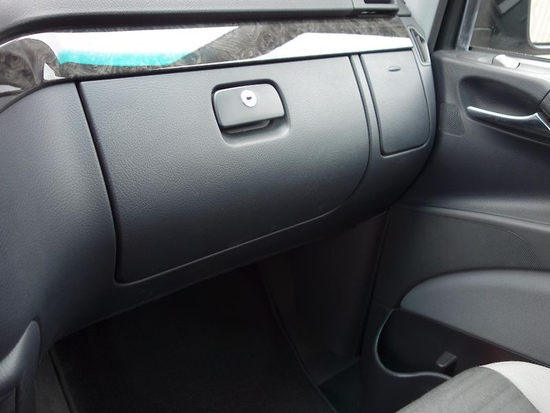 Mercedes-Benz Viano (2013) 3.0 CDI V6/ČR/MARCO POLO/6MÍST - fotka 42 z 123
