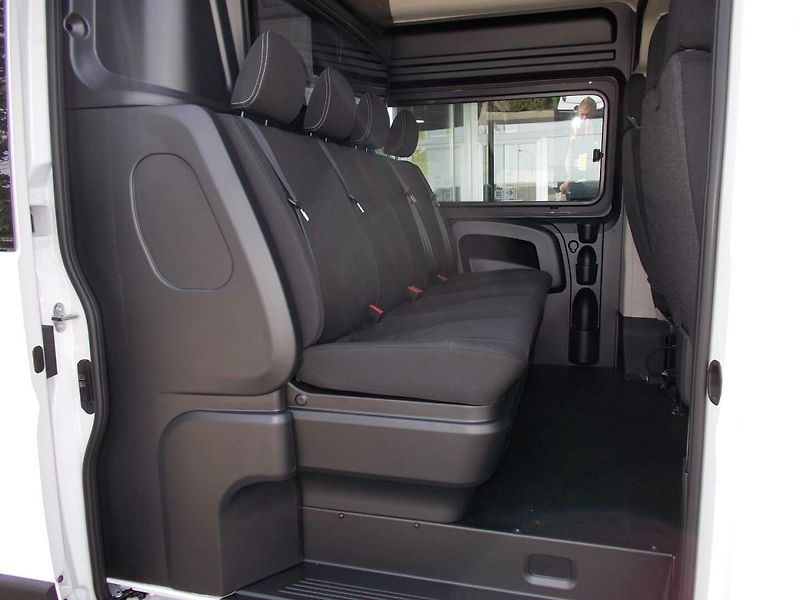 Opel Movano (2026) Van 3500 L3H2 2.2 CDTi 140k 6- - fotka 17 z 31