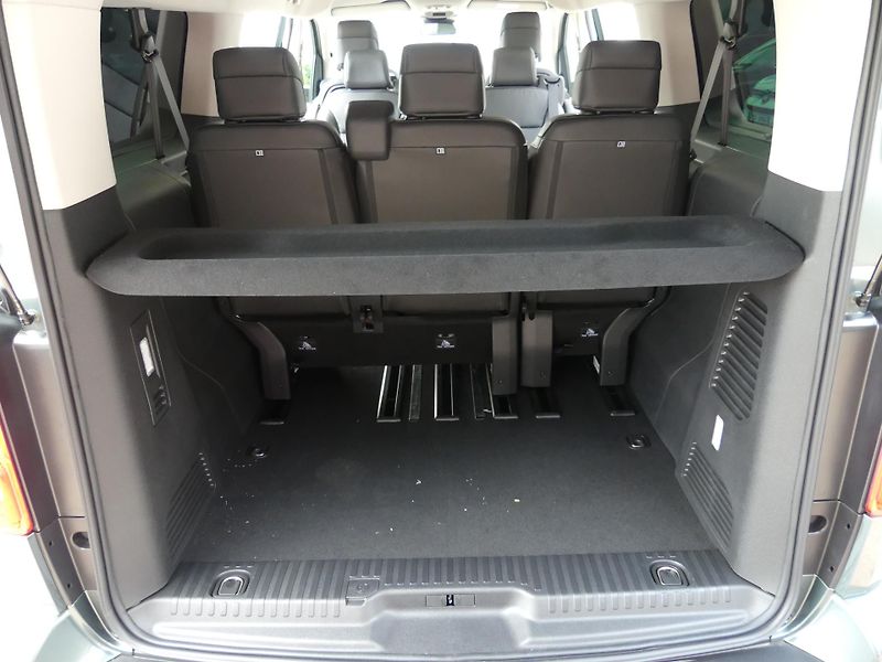 Citroën SpaceTourer (2026) SHINE L3 2.2 BHDi 180 VIP pack - fotka 15 z 34