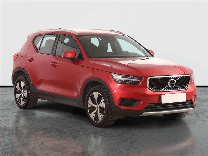 Volvo XC40 (2021) T3 - fotografie inzerátu