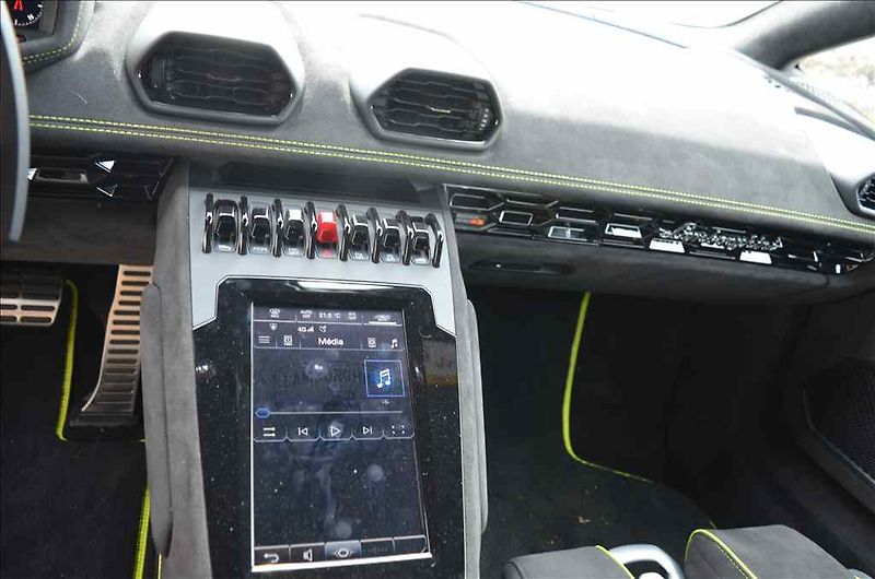 Lamborghini Ostatní (2024) HURACÁN STERRATO LP 610 - fotka 8 z 18